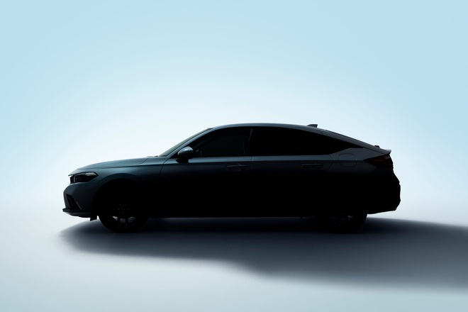 Honda Civic Hatchback lộ dáng trước ngày ra mắt chính thức - 2