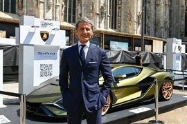 Giới siêu giàu xuống tiền, Lamborghini 