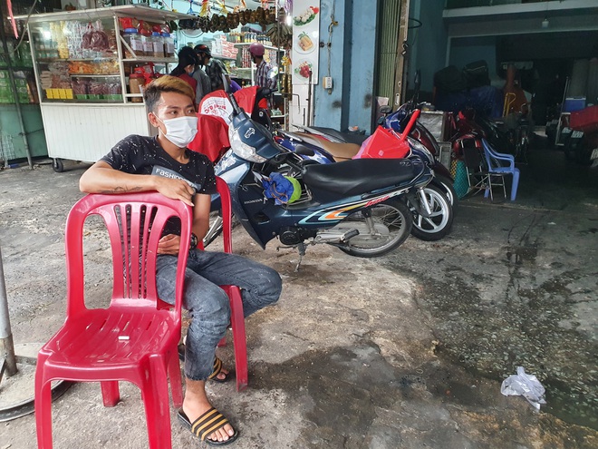 Tiểu thương Sài Gòn vật lộn với dịch dã: Hơn 50 năm chưa từng ế như vậy - 3
