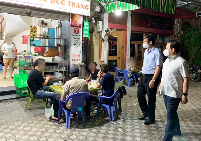 Phó Chủ tịch Hà Nội bắt tại trận nhiều nhà hàng đón khách sau 21h - 1