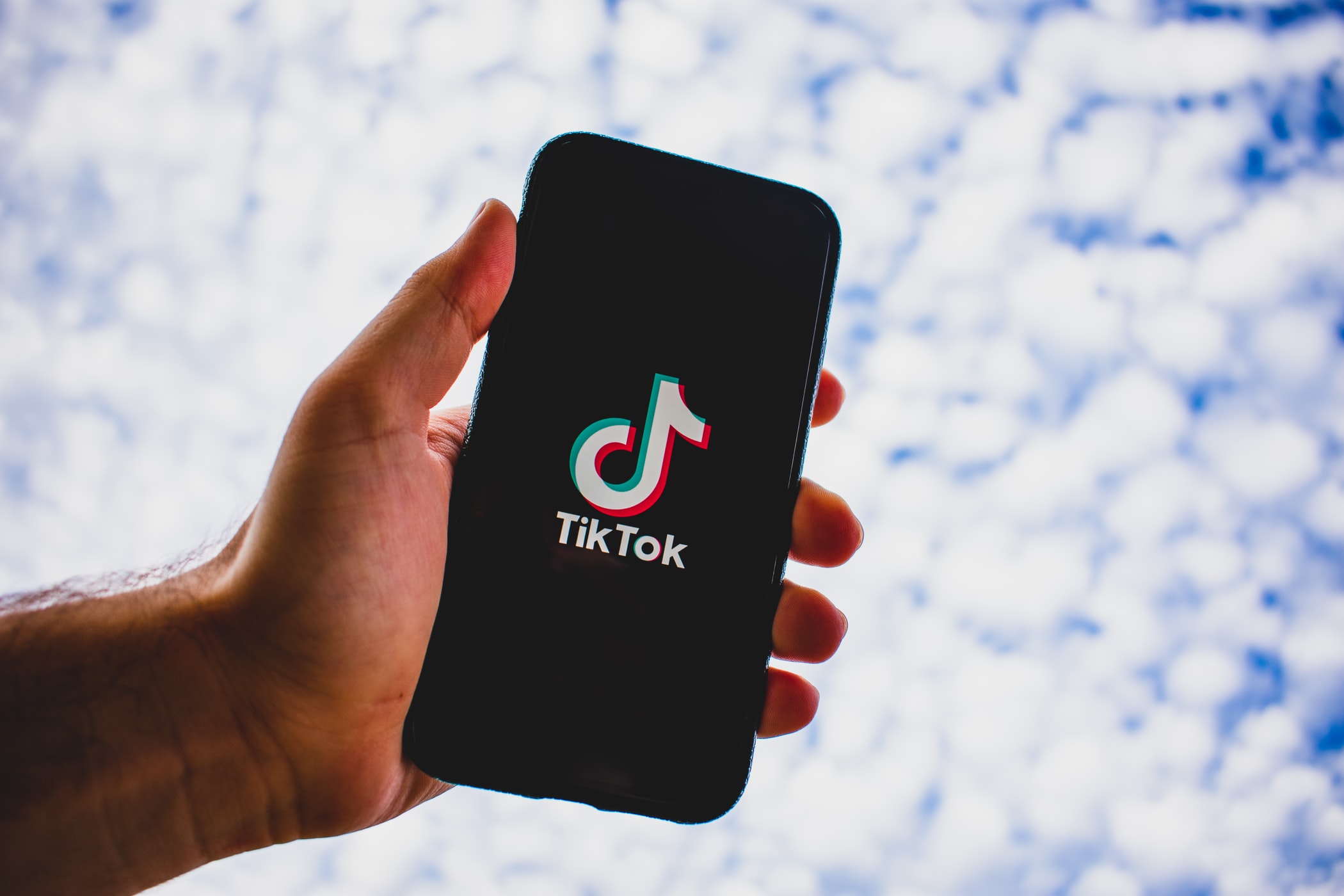 Kiếm tiền từ TikTok có dễ?