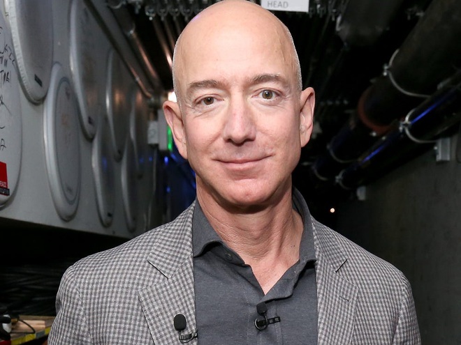 Tỷ phú Jeff Bezos từng 3 lần nói Amazon sẽ phá sản - 1