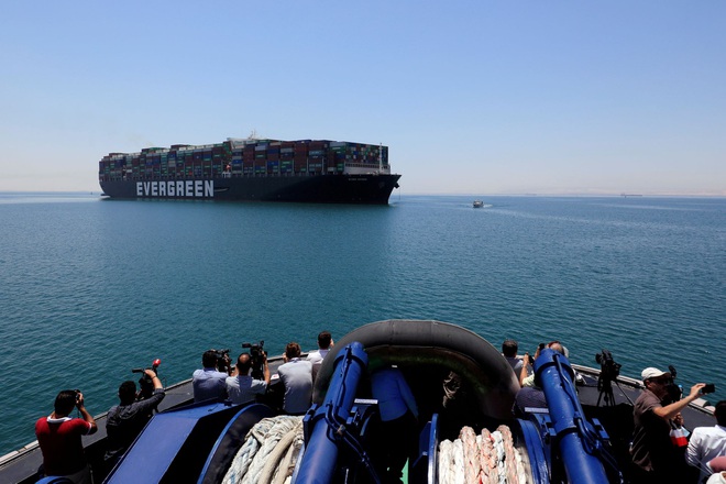 Bất chấp sự cố tắc nghẽn, kênh đào Suez vẫn đạt doanh thu kỷ lục - 1