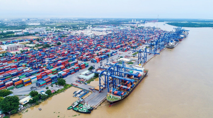 Bộ Giao thông báo cáo Thủ tướng tình hình cấp bách tại cảng Cát Lái