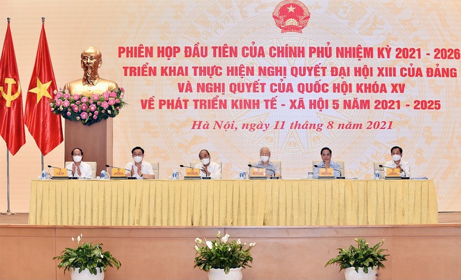 Chính phủ: Đến năm 2025, Việt Nam vượt qua mức thu nhập trung bình thấp - 1
