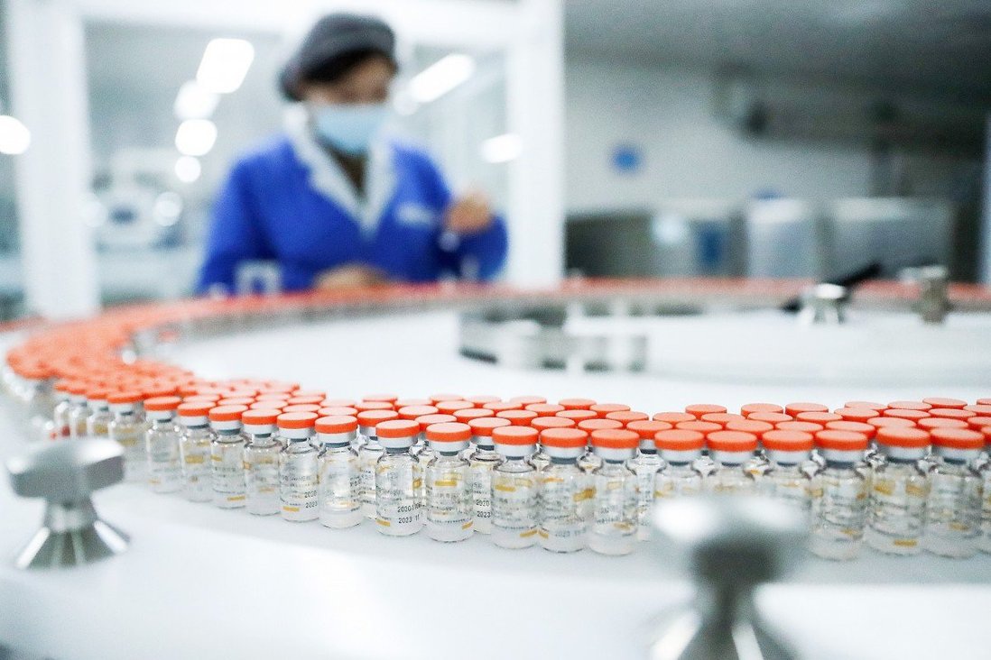 Trung Quốc sắp thử nghiệm tiêm kết hợp Sinovac và vắc xin Mỹ