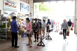Đà Nẵng: Mở lại chợ, cửa hàng tạp hóa, các quầy cách nhau ít nhất 5 mét