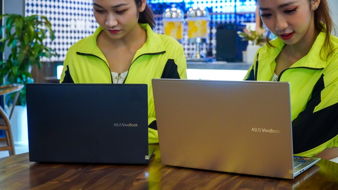 Khan hàng, giá laptop tăng theo ngày tại Việt Nam - 1