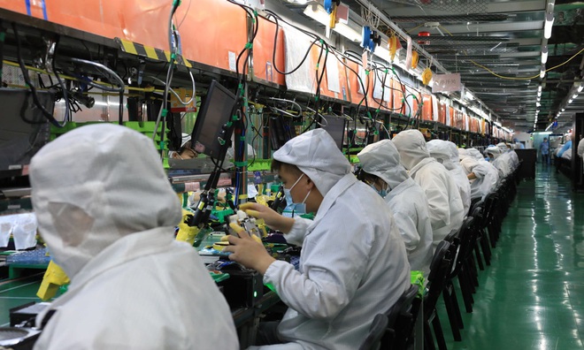 Nơi sản xuất một nửa iPhone của thế giới khát lao động, tăng lương kỷ lục - 1