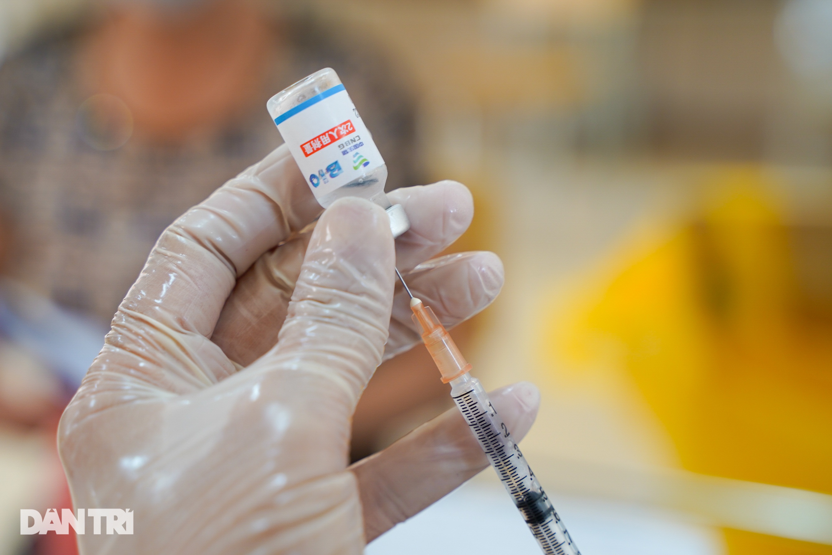 Hải quan yêu cầu giám định lại vắc xin Vero Cell, Viện Kiểm định nói gì?