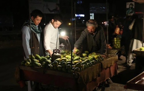 Afghanistan chìm trong bóng tối vì Taliban không đóng tiền điện