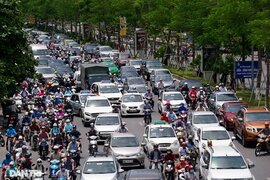 Người Việt sắp mua ô tô rẻ hơn, giới đại gia xe hưởng lợi nhờ đề xuất này