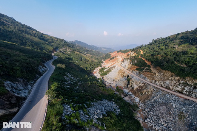 Tuyến đường nối Lào Cai - Sapa hơn 2.500 tỷ đồng gấp rút hoàn thiện - 3