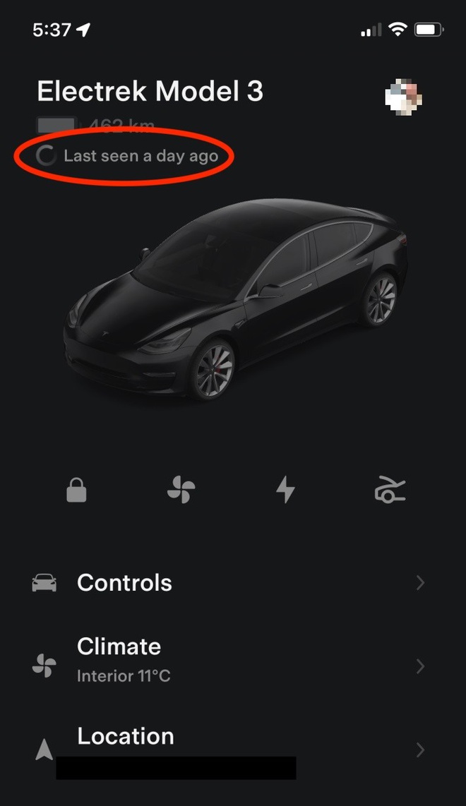 Thông báo lỗi cho thấy ứng dụng không thể kết nối với máy chủ của Tesla (Ảnh: Electrek).
