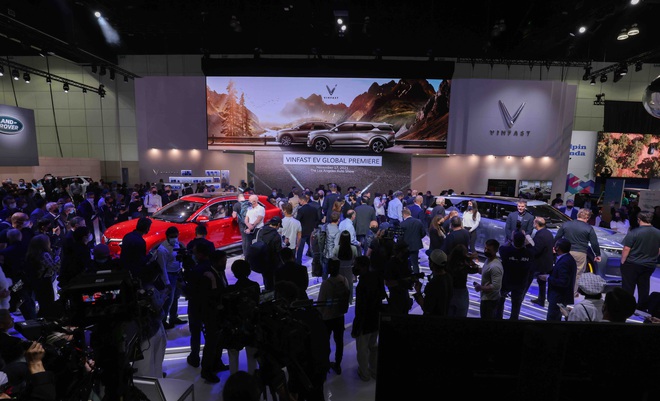 Nhìn lại Los Angeles Auto Show 2021: VinFast hút truyền thông quốc tế - 2