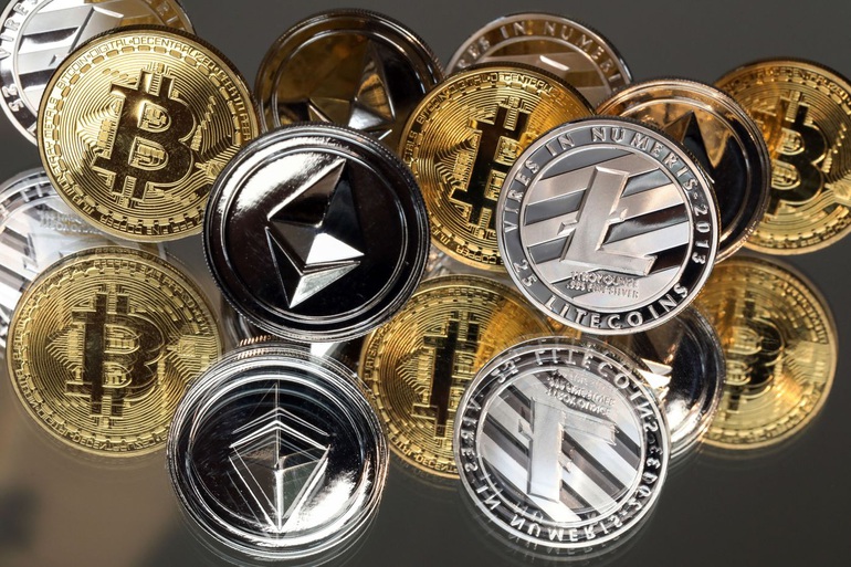 Giới đầu tư nghĩ gì về bitcoin, thị trường tiền số trong năm 2022? - 1