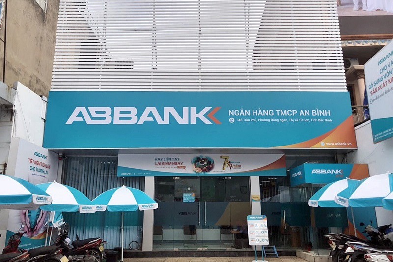 Chi phí dự phòng rủi ro tín dụng tăng, lợi nhuận ABBANK giảm gần 80%