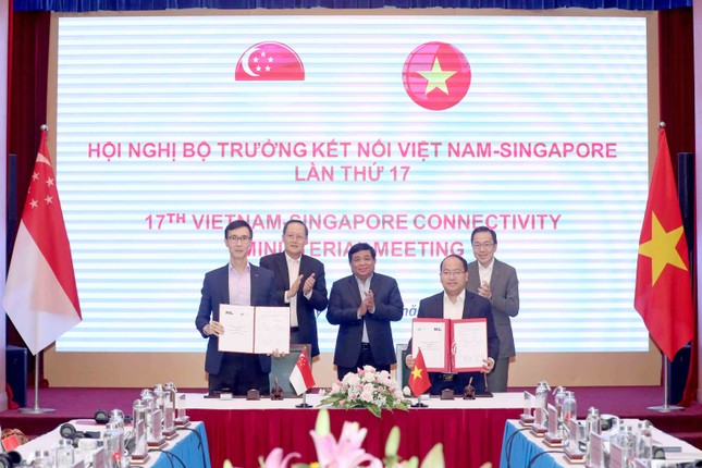 Việt Nam muốn bán điện sang Singapore ảnh 3