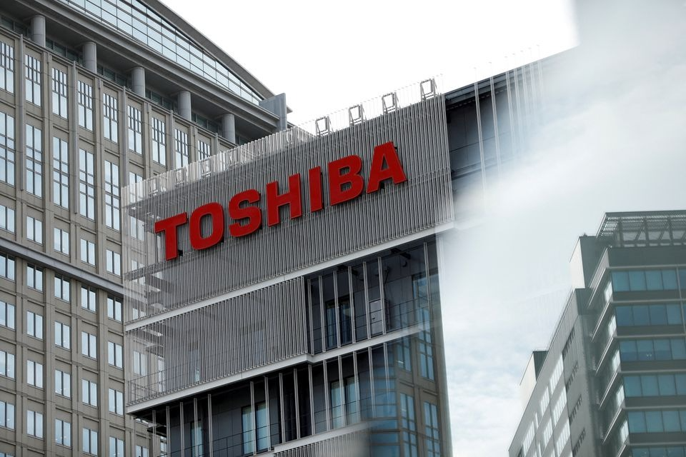 Toshiba hủy niêm yết trên sàn chứng khoán Nhật Bản