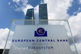 ECB giữ lãi suất trên đỉnh lịch sử, có khả năng cắt giảm vào tháng 6
